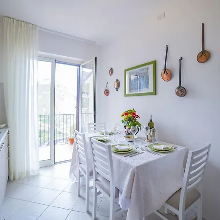 Apartment Mastrissa *